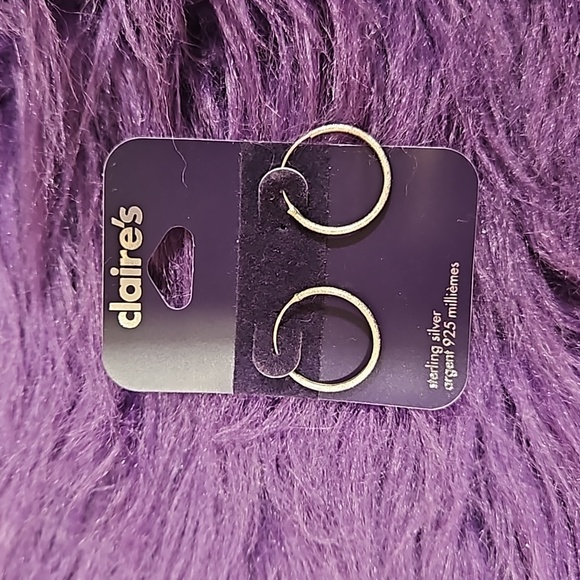 Anna & Elsa mittens and earrings set - Picture 6 of 15